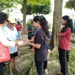 Sathya Sai Organization Centre distributes free meals for the needy in Ipoh